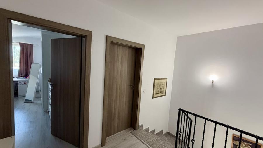 Duplex cu 4 camere cu Teren 160 Mp în Tunari