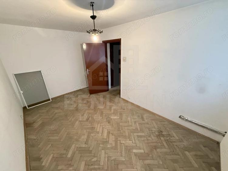 Apartament cu 2 camere semidecomandat în Brazda lui Novac