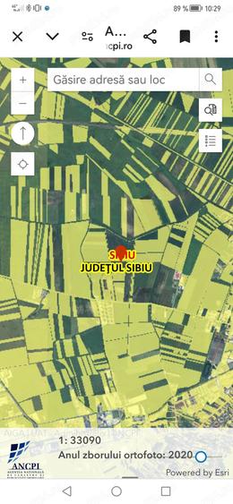 Teren de 16500 mp, în Central
