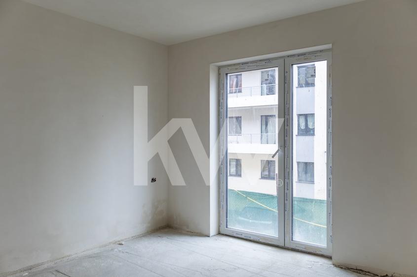 Apartament cu 3 camere decomandat în Noua