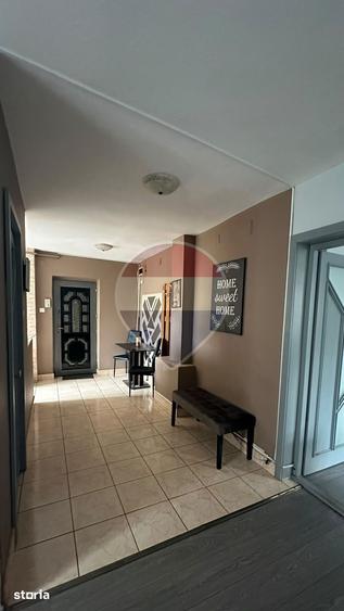 Apartament cu 2 camere decomandat, mobilat în Depozitelor