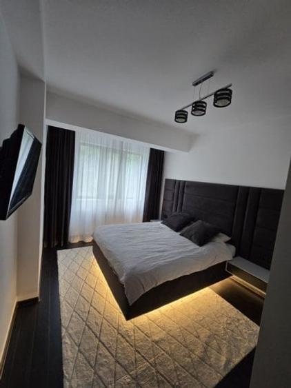 Apartament cu 2 camere decomandat, mobilat în Brâncoveanu