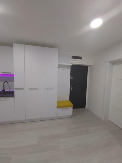 Apartament cu 3 camere decomandat în Mărăști