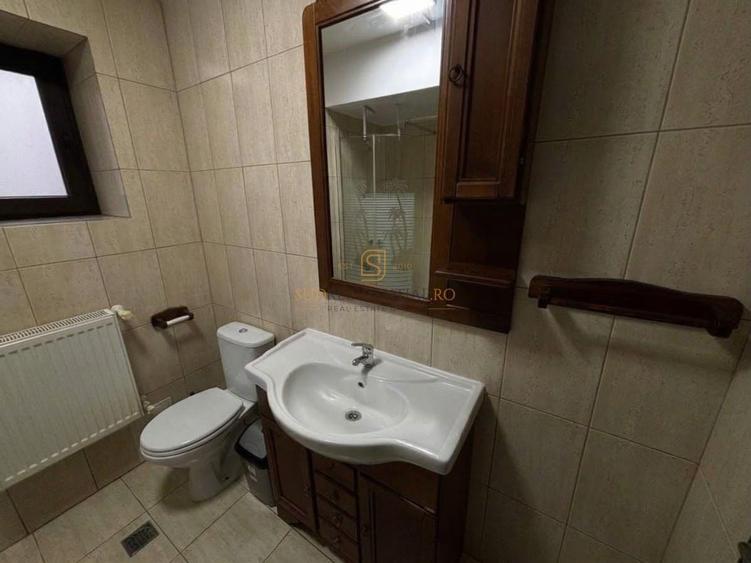 Apartament cu 3 camere decomandat, mobilat în Berceni