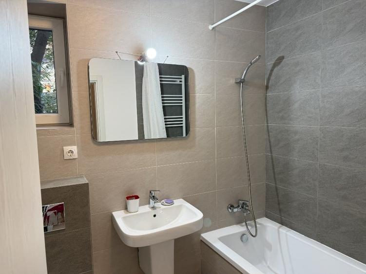 Apartament cu 2 camere decomandat, mobilat în Baba Novac