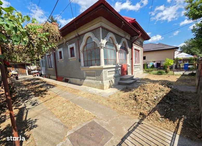 Casă cu 2 camere în Central