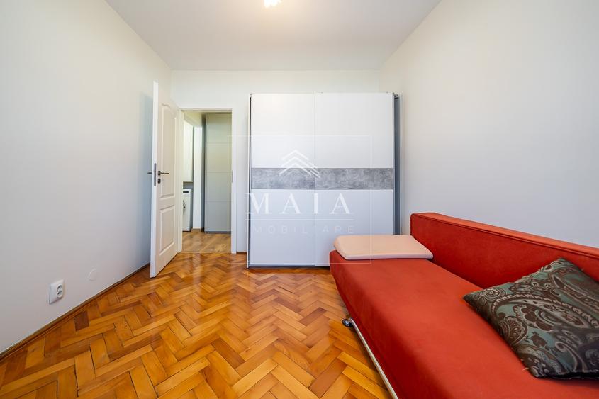 Apartament cu 3 camere decomandat în Central