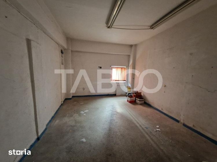 Spatiu comercial sau birouri in Turnisor la parter cu vad stradal - 16