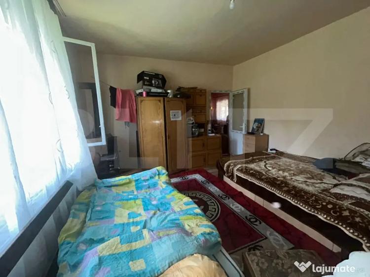 Casă cu 4 camere cu Teren 100 Mp în Central