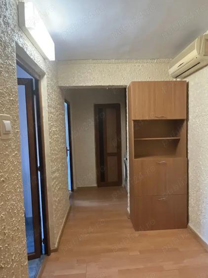Vand apartament 3 camere Slobozia, Jud. Ialomita, zona Casa Verde - 1