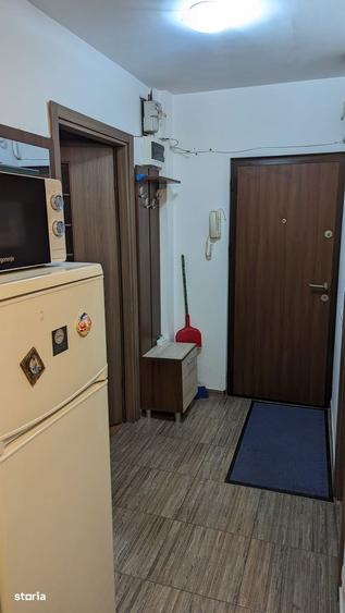 Garsonieră decomandată în Gării