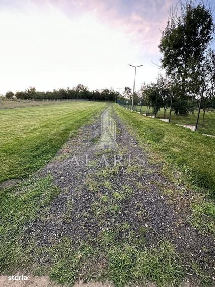 Casă cu 2 camere cu Teren 31300 Mp în Central