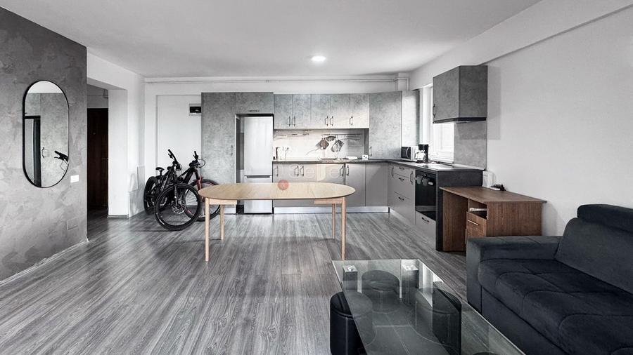 Apartament cu 2 camere decomandat, mobilat în Triaj