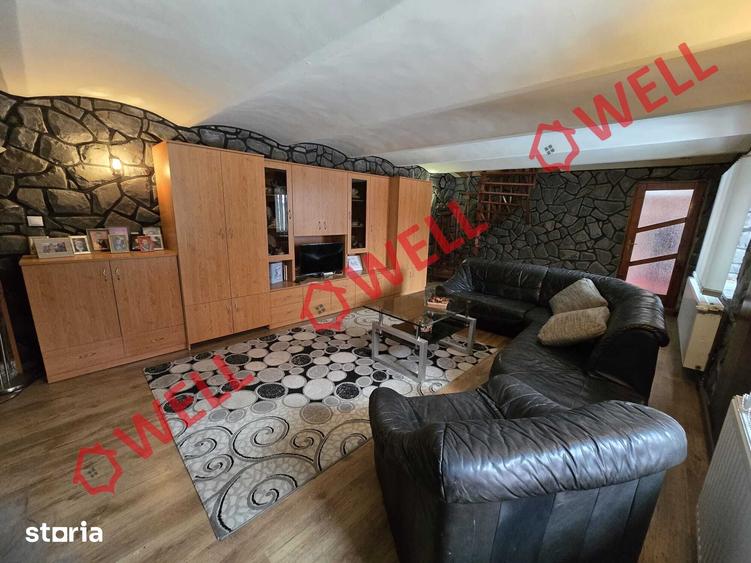 Casă cu 5 camere cu Teren 3115 Mp în Aita Mare