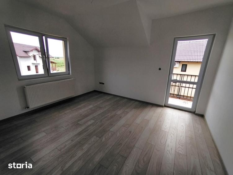 Casă cu 4 camere cu Teren 402 Mp în Central