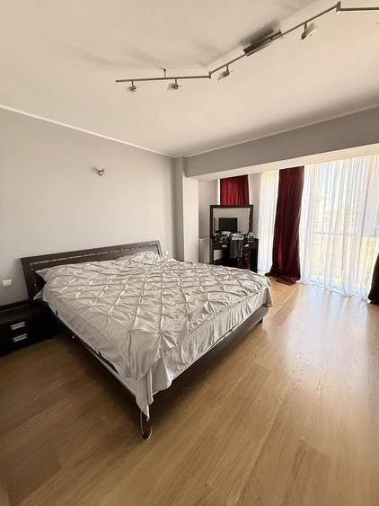 Apartament cu 4 camere, mobilat în Gării