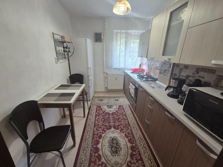 Apartament cu 2 camere semidecomandat în Nufărul