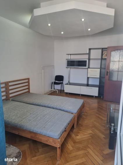 Apartament cu 2 camere decomandat în Alexandru cel Bun