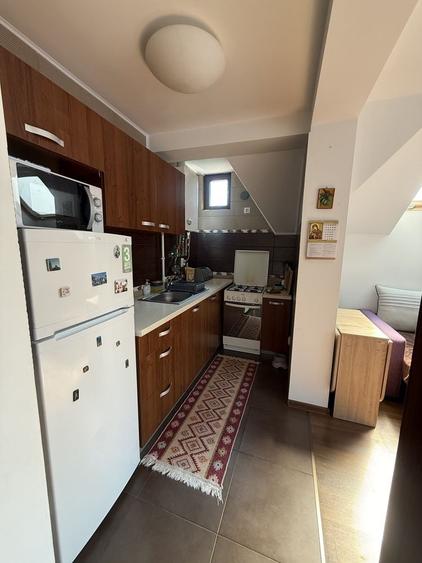 Apartament cu 2 camere decomandat în Poiana