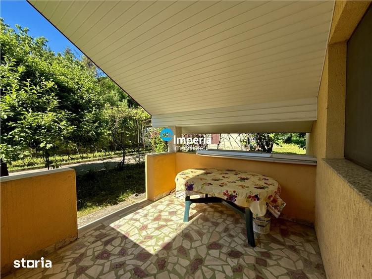 Casă cu 3 camere cu Teren 2553 Mp în Mărgineni