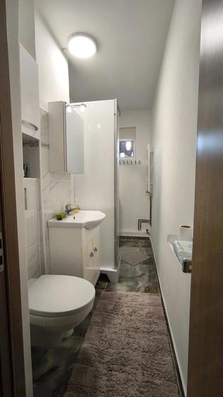 Apartament cu 2 camere semidecomandat în Dacia