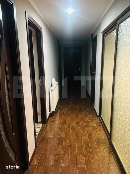 Casă cu 6 camere cu Teren 1000 Mp în Mereni