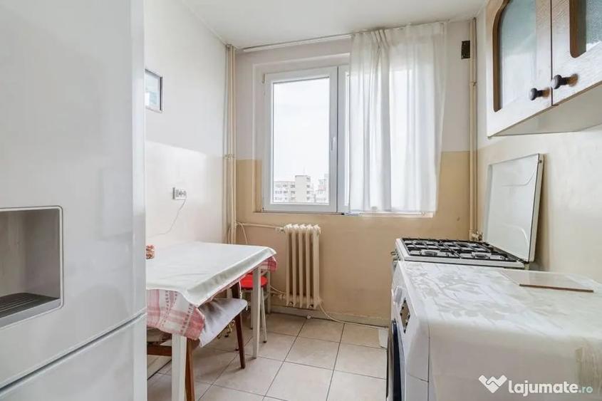Apartament cu 2 camere semidecomandat în Obor