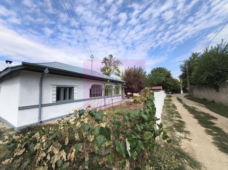 Casa cu farmec rustic si 500 mp, la 15 min de Bucuresti - 15