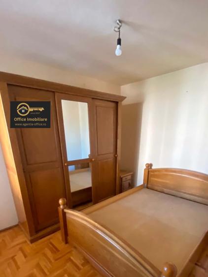 Apartament cu 3 camere în Vasile Alecsandri