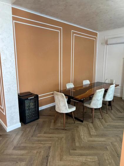 Casă cu 4 camere cu Teren 500 Mp în Central