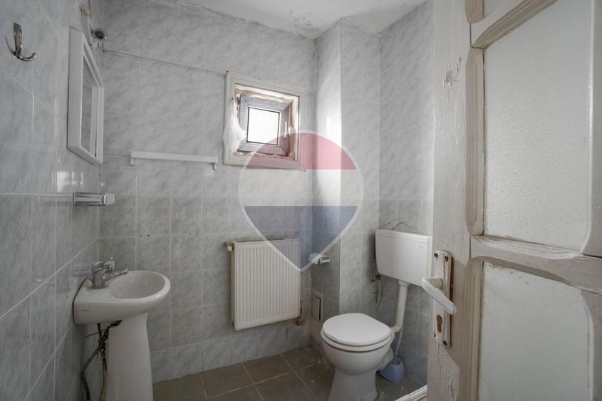 Duplex cu 8 camere cu Teren 304 Mp în Central