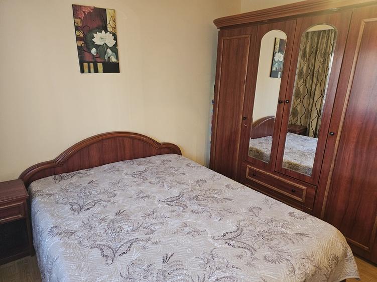 Apartament cu 2 camere decomandat în Malu Roșu