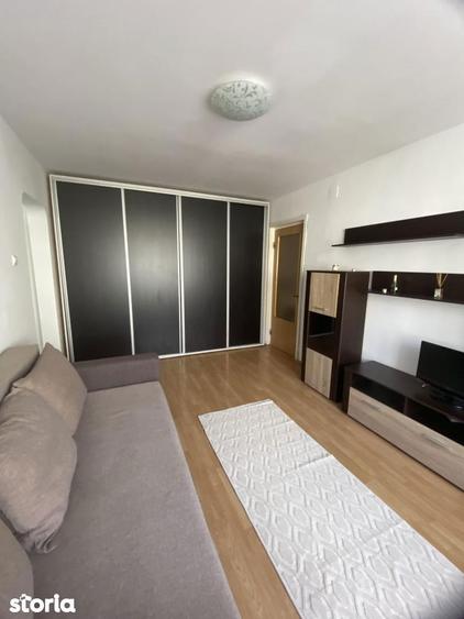 Apartament cu 3 camere în Tudor Vladimirescu