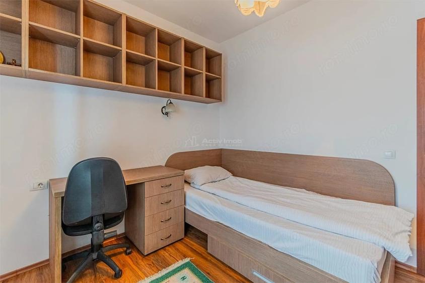 Apartament cu 3 camere decomandat, mobilat în Cristian