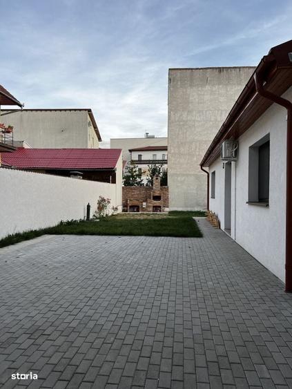 Spațiu comercial, de 273 mp, în Central