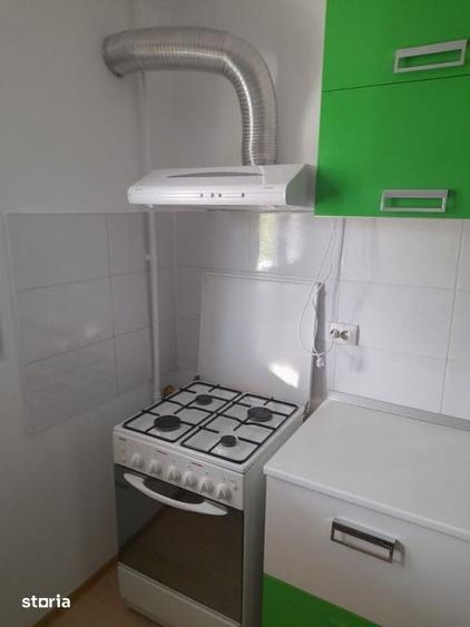 Apartament cu 3 camere decomandat în Dristor
