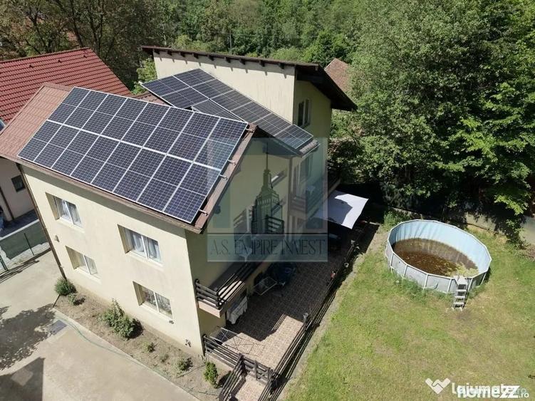 Casă cu 7 camere cu Teren 730 Mp în Timișu de Jos