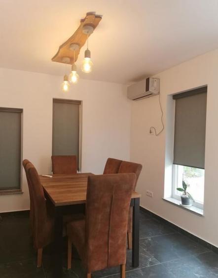 Casă individuală cu 3 camere cu Canalizare în Borhanci