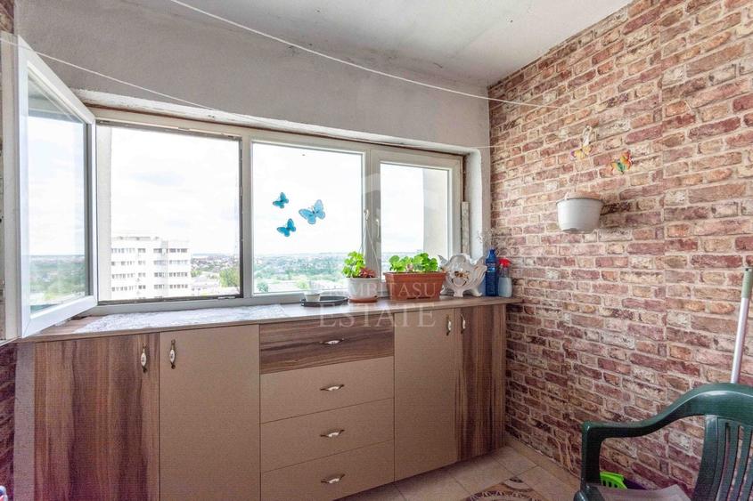 Apartament cu 4 camere decomandat, mobilat în Pantelimon