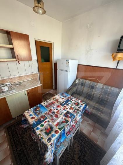 Garsonieră decomandată, mobilată în Noua