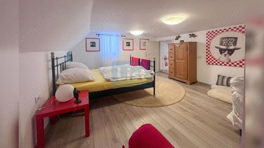 Casă cu 4 camere cu Teren 686 Mp în Gărâna