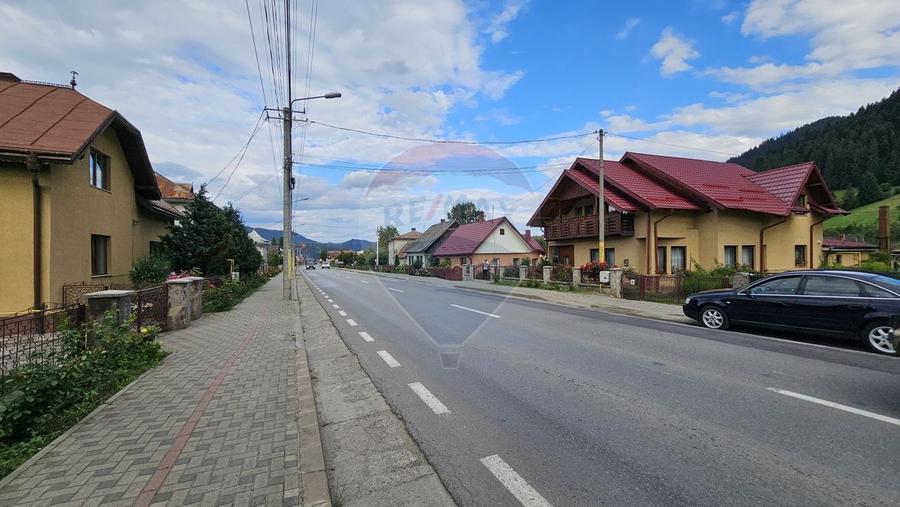 Teren Construcții intravilan de 4822 mp, în Central