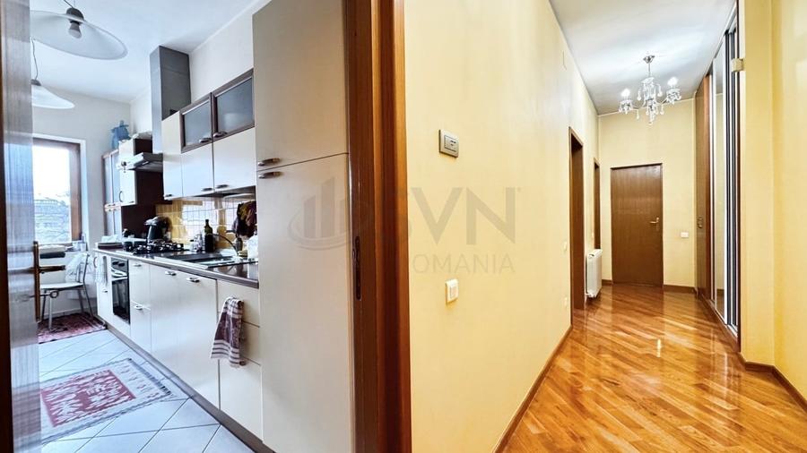 REA0123759 Capitale de vanzare 2 Apartamente plus Pod - 5