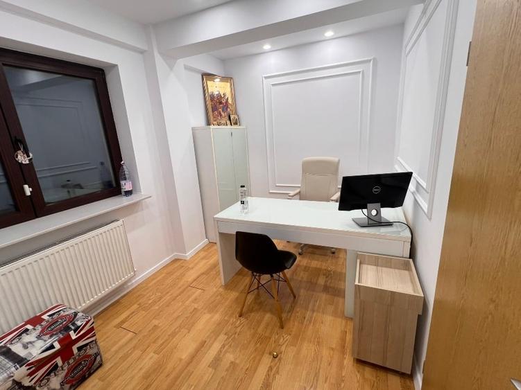 Apartament cu 3 camere semidecomandat în Dorobanți