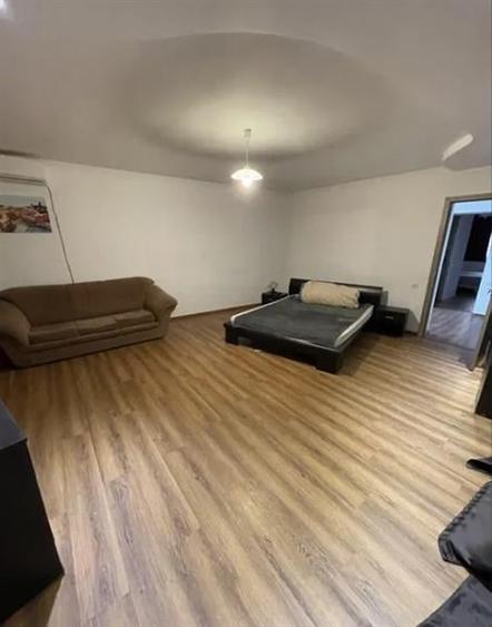 Casă individuală cu 3 camere cu Canalizare în Central