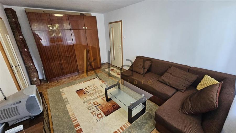 Apartament cu 2 camere semidecomandat, mobilat în Gheorgheni