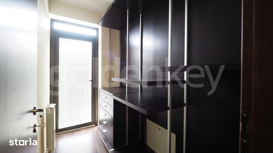 Casă cu 5 camere cu Teren 840 Mp în Central