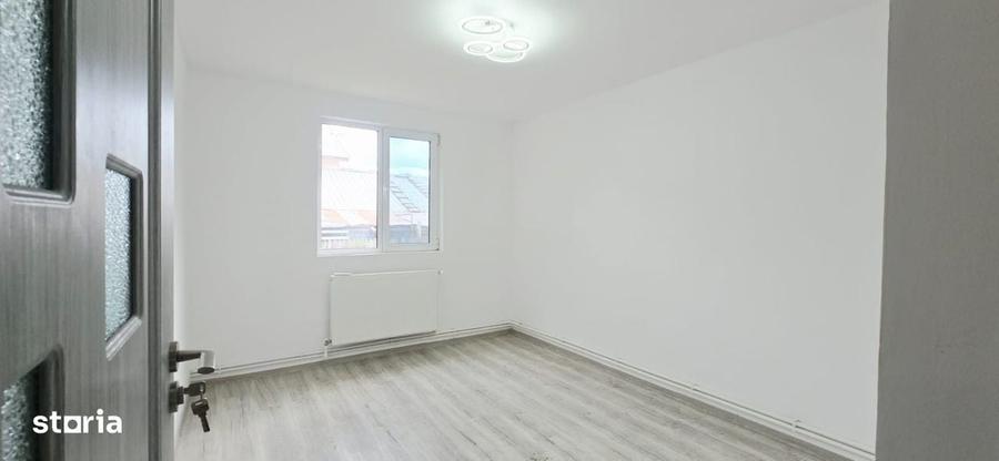 Casă cu 4 camere în Lunca Cetățuii