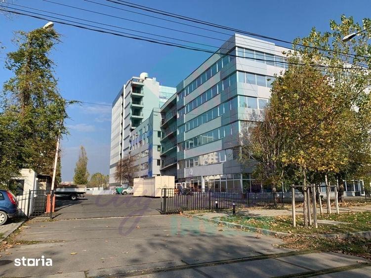 Spațiu comercial, de 12,500 mp, în Central