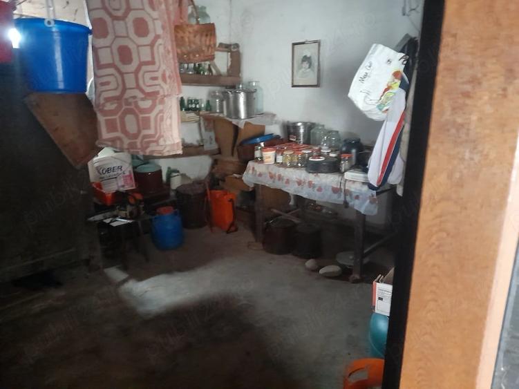 Casă cu 4 camere cu Teren 1600 Mp în Zăgujeni